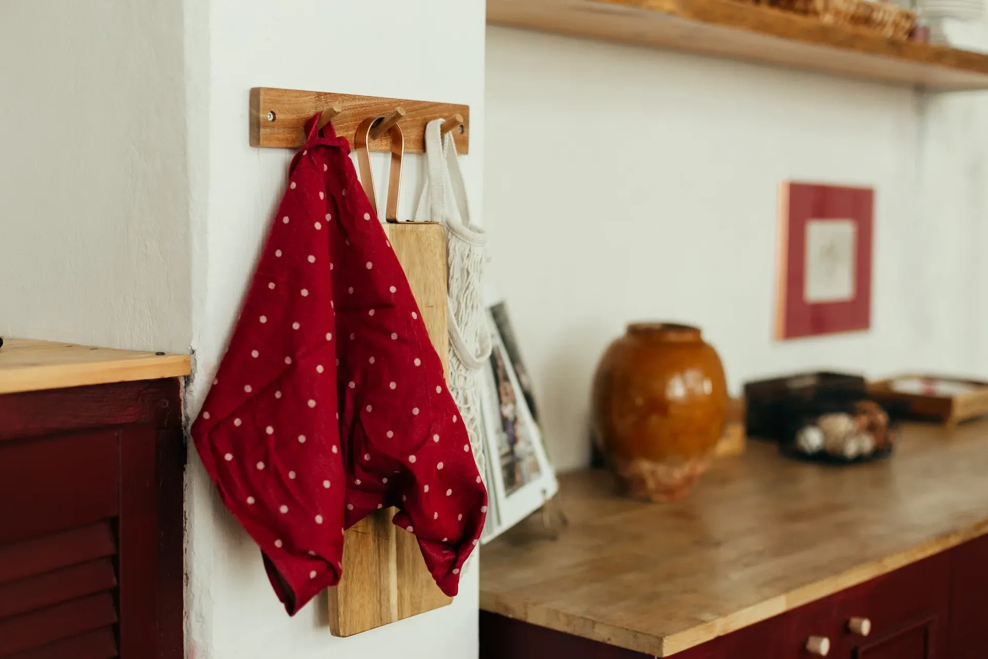 Cozy kitchen details — making your rental feel like home